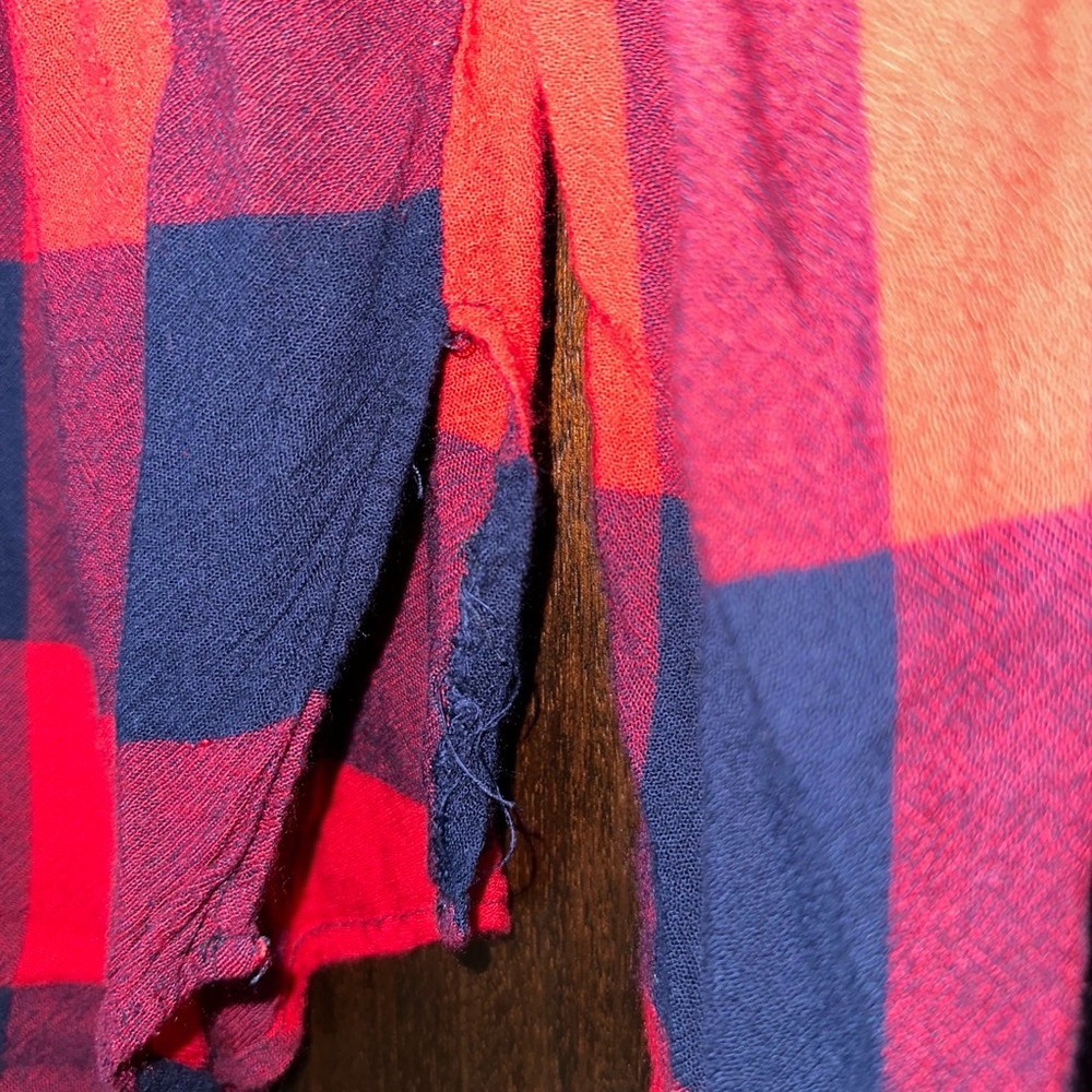 Women's Button Flannel Shirt, Red & Navy, Medium plaid - Picture 6 of 8